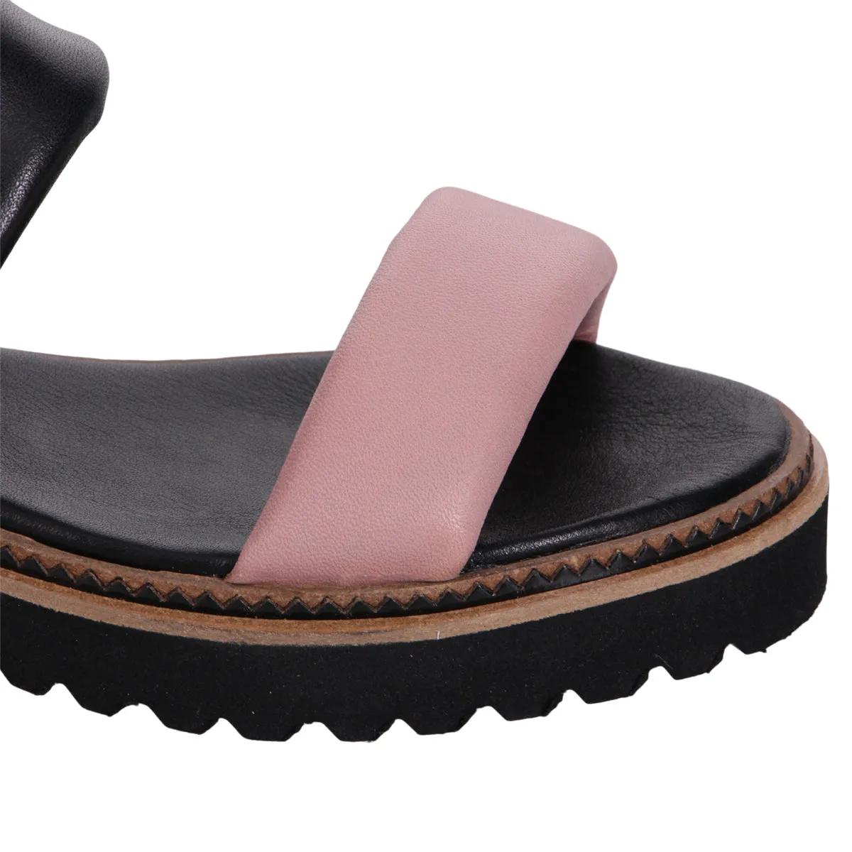 Amari Flatform Sandal