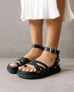 BUCKLE UP SANDAL