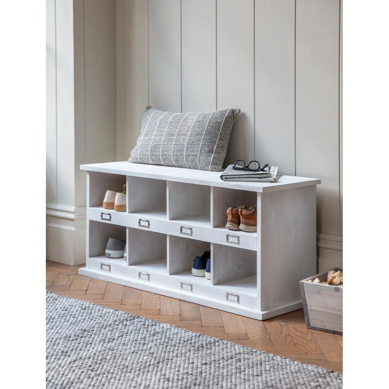 Chedworth 8 Shoe Locker in Whitewash - Spruce