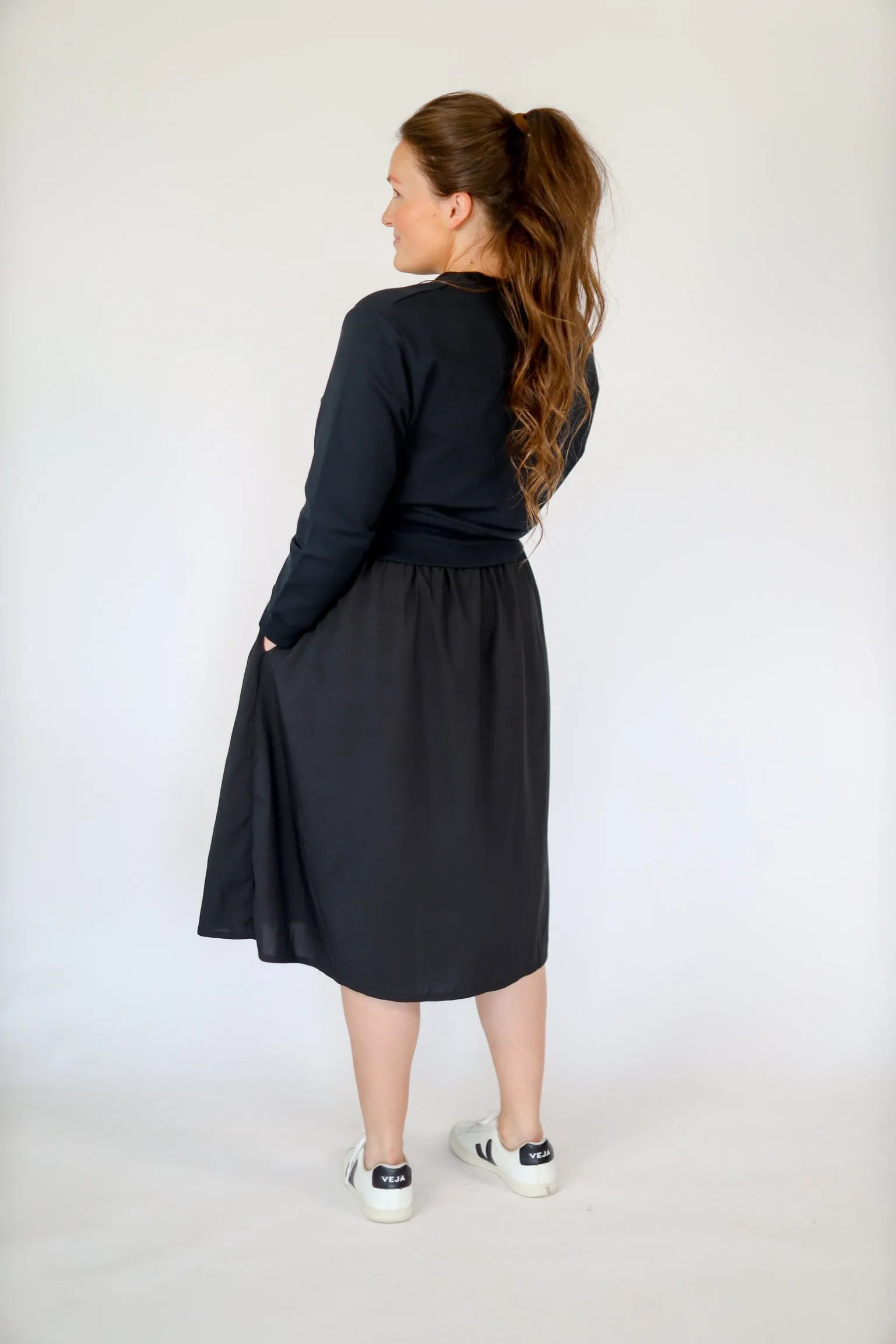 Drawstring Tech High Rise Skirt-Black