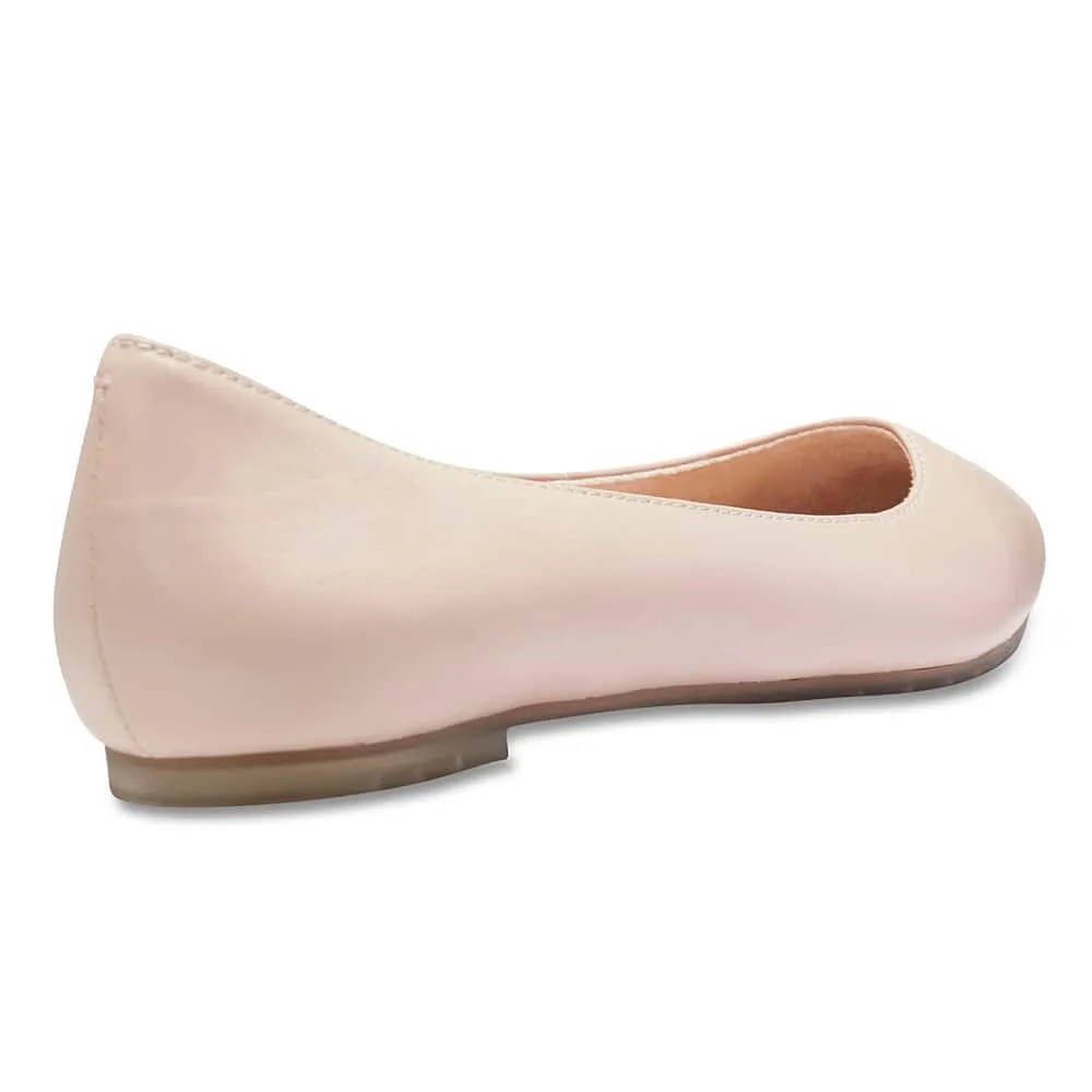 Lucia Flat in Blush Leather