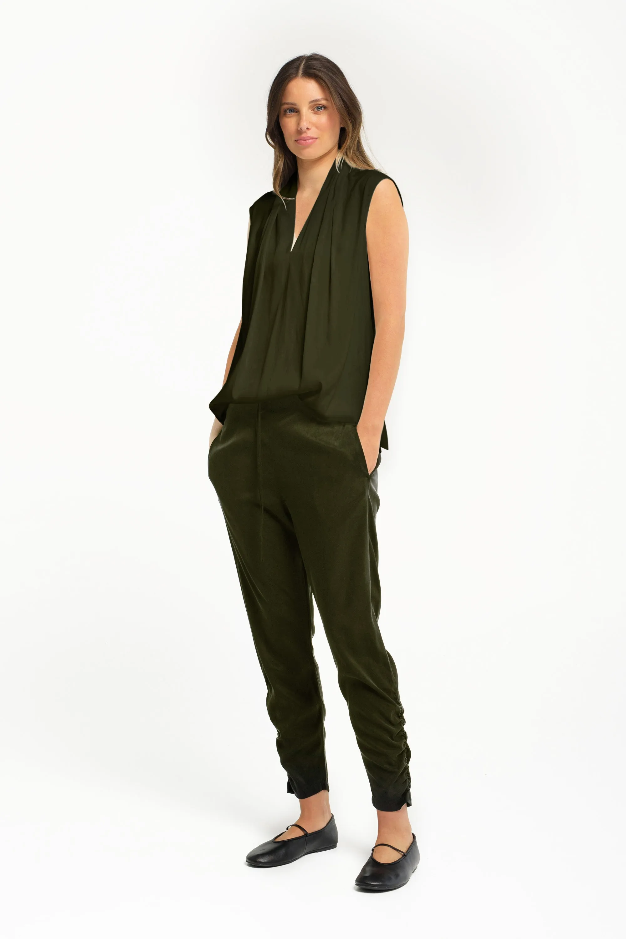 Luxe Stretch Cupro Slim Leg Gathered Ankle Pant Crozet Olive