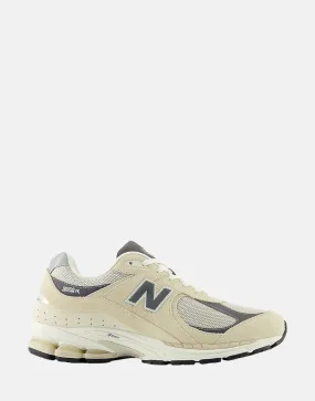 New Balance 2002 RV1 Sneakers