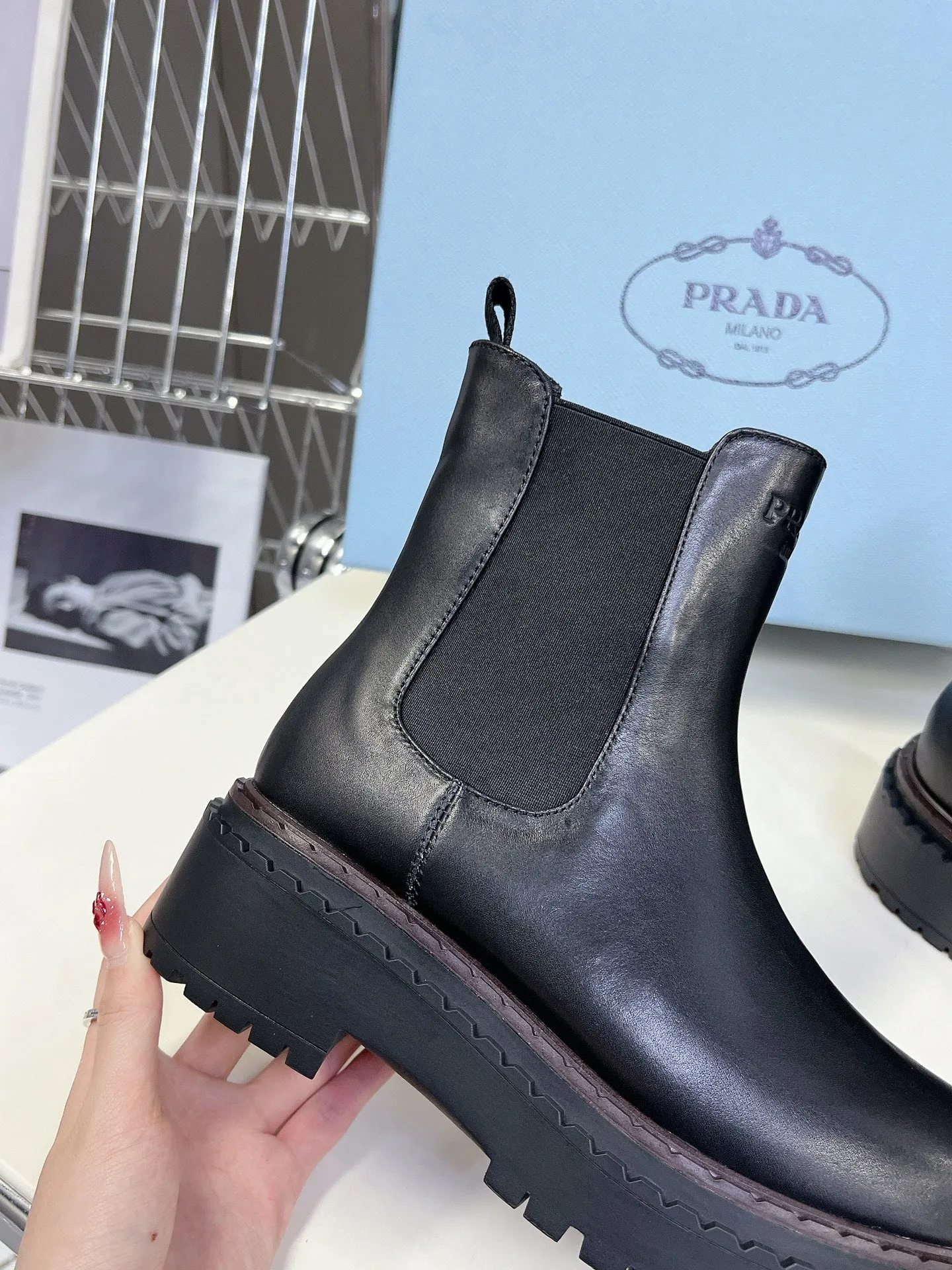 PRA CHELSEA BOOTS BLACK CALFSKIN