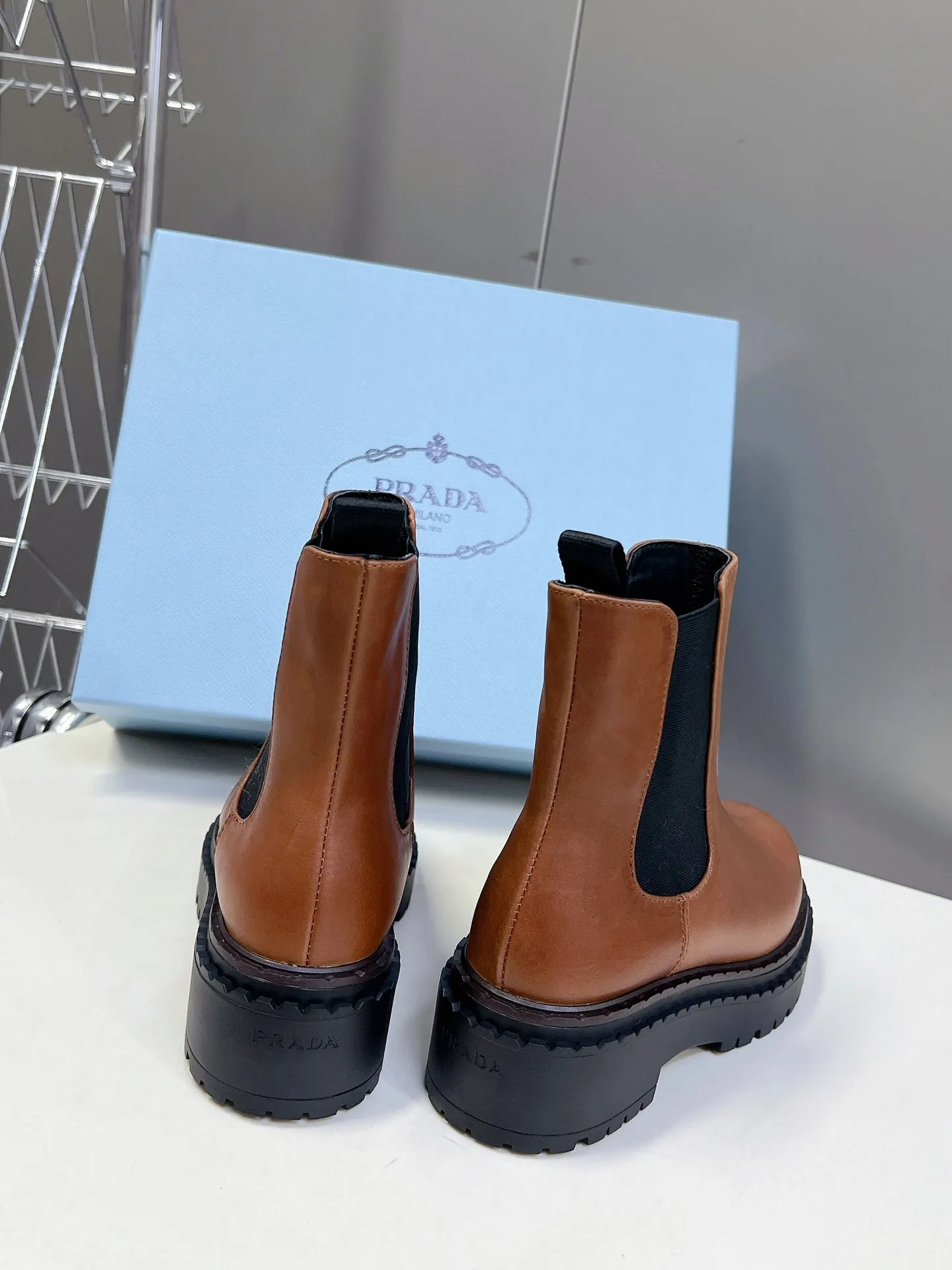 PRA CHELSEA BOOTS CARAMEL CALFSKIN