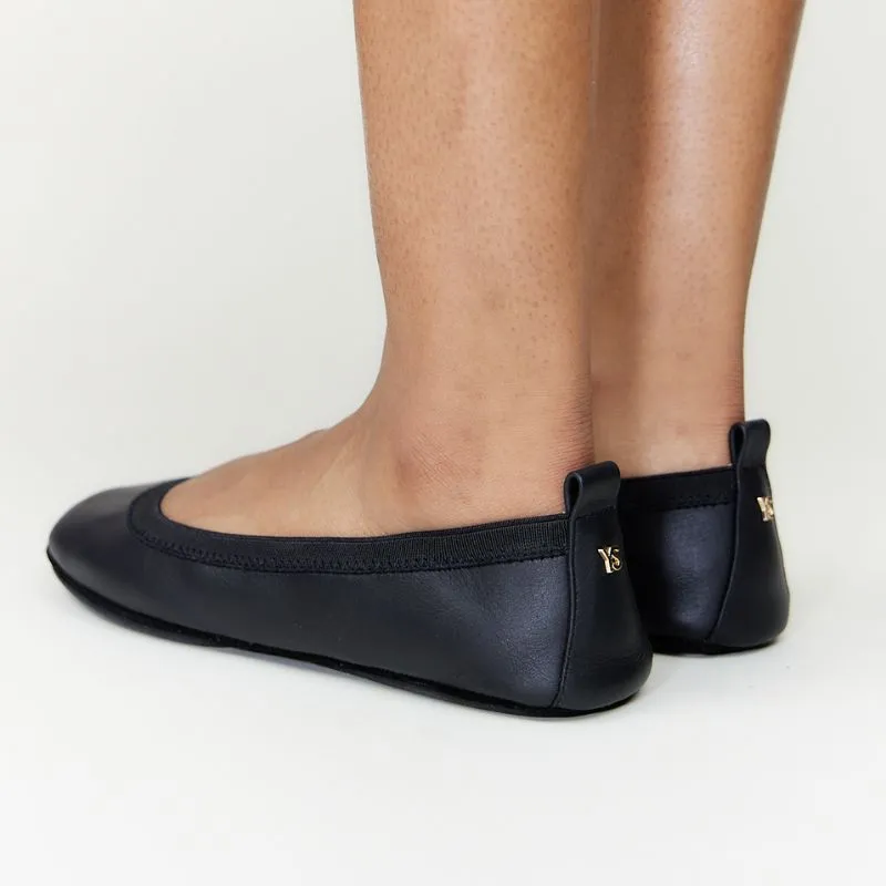 Samara Foldable Ballet Flat in Black Leather