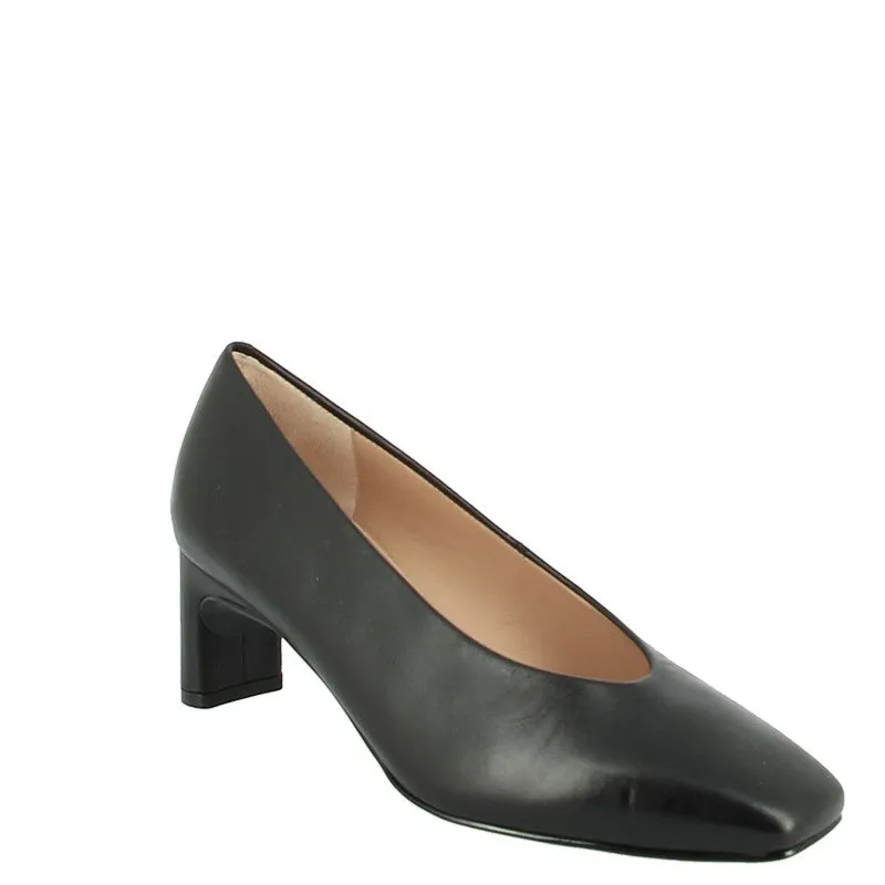 Unisa Lucoli Black Leather Pump