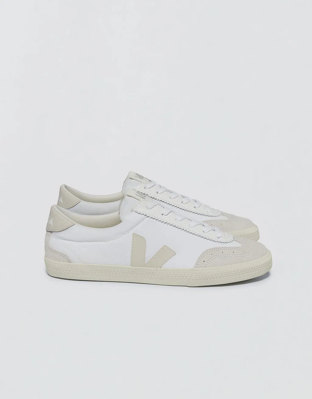 veja volley sneaker