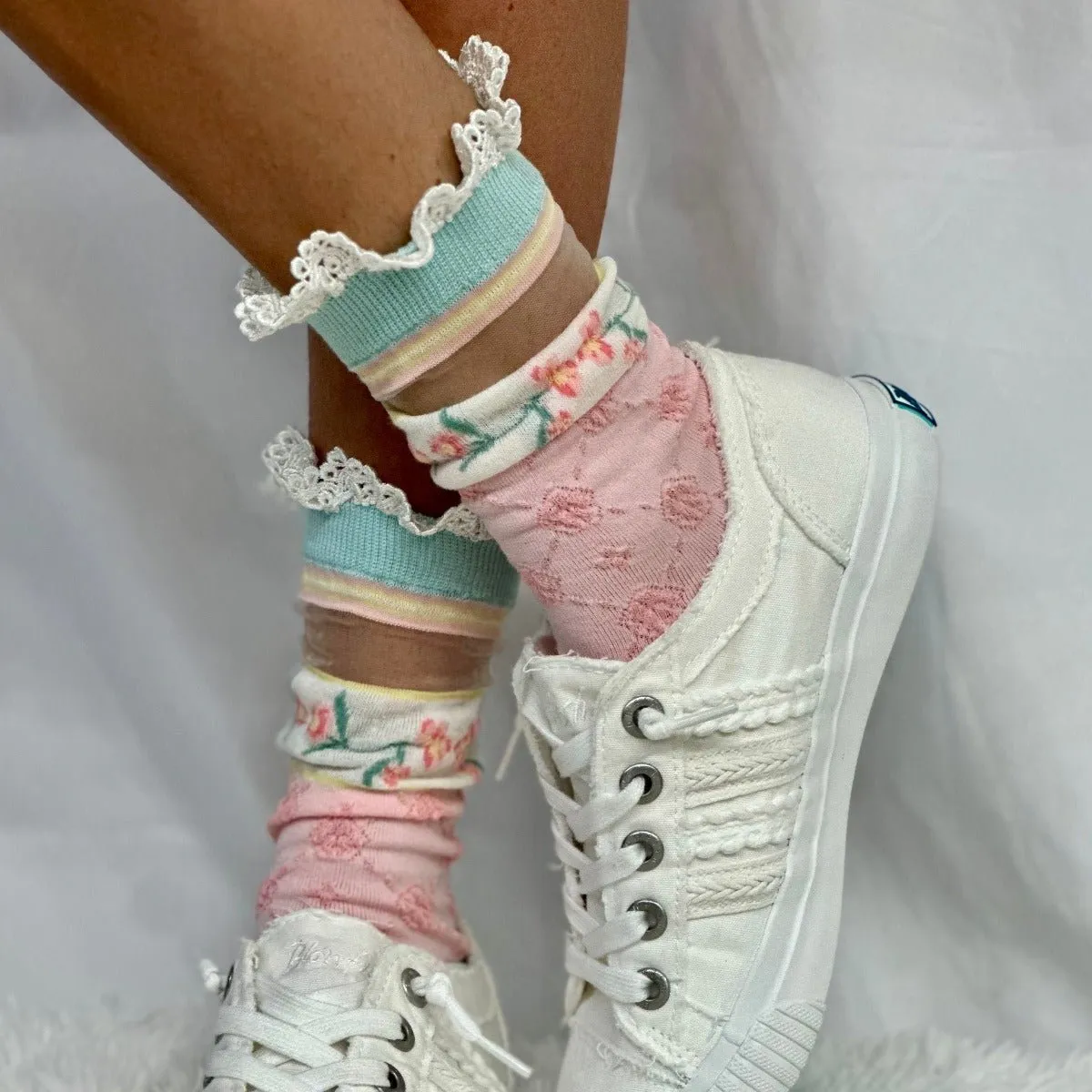 VINEYARD  floral lace ankle sock - pastel