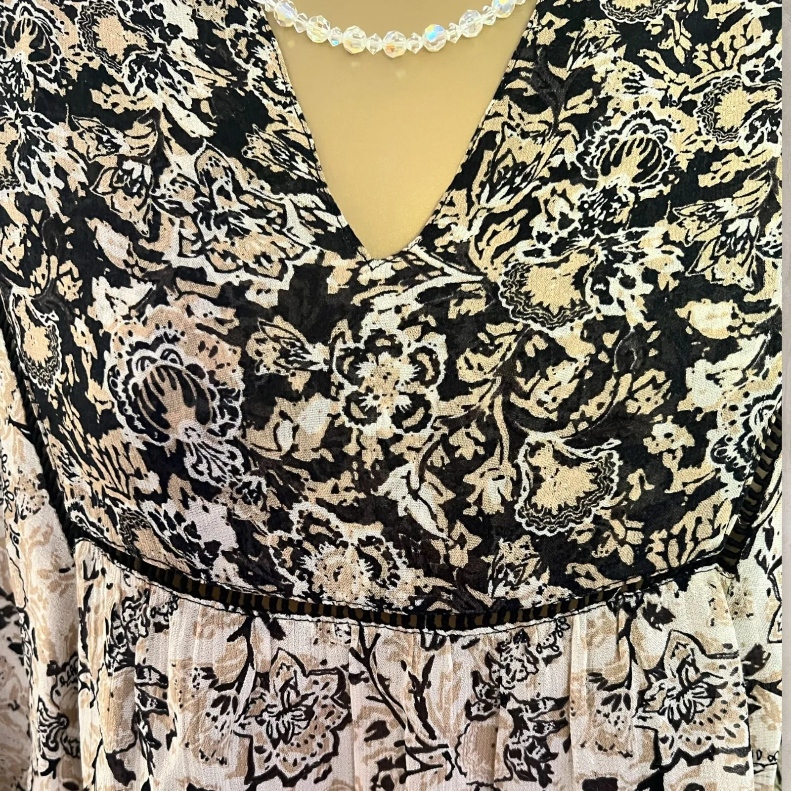 Zara  Black & Cream Sheer Chiffon Floral Top Size M UK 12 US 8 EU 40